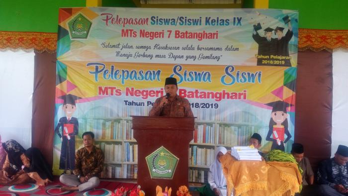 Pelepasan Siswa-Siswi MTs Negeri 7 Batanghari 