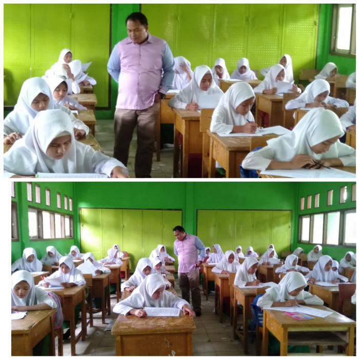 Kepala MTs Negeri 7 Batanghari Pantau Tes Tertulis PPDB