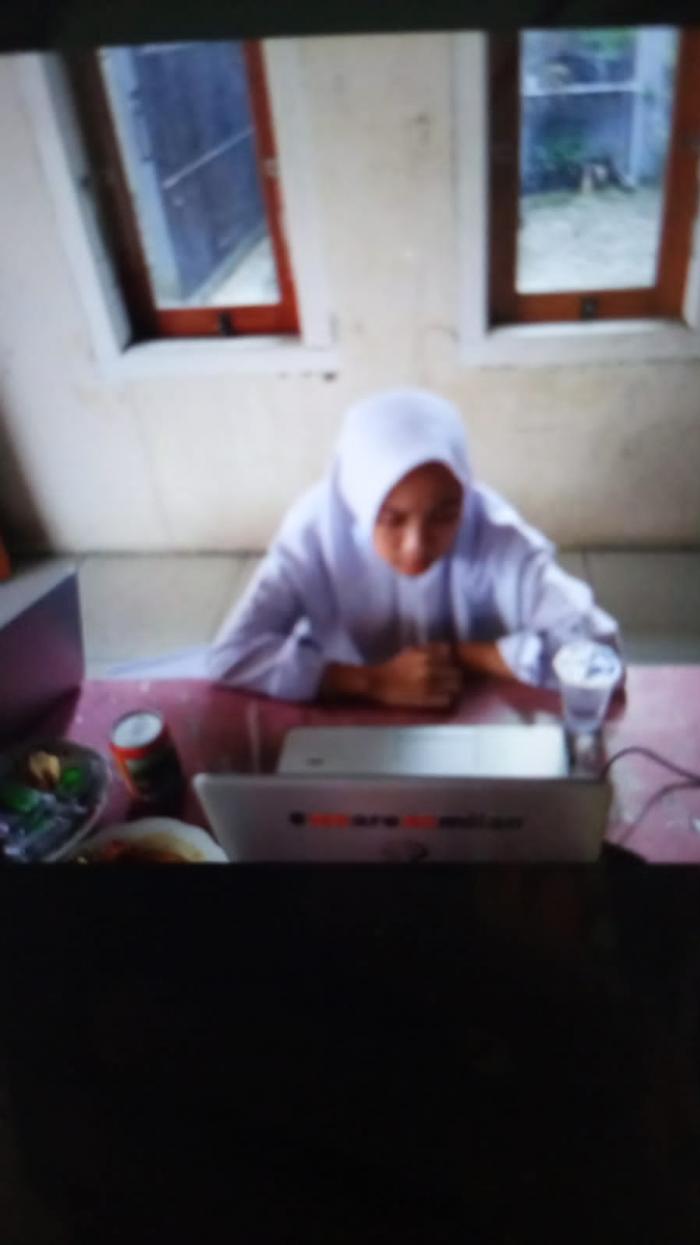 MTs Negeri 7 Batanghari : Mufidtri Mazakiyya Berhasil Maju Ke KSM Matematika Tingkat Provinsi