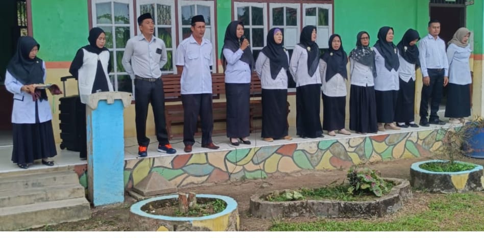 Upacara Pembukaan Ujian Sumatif Semester Ganjil