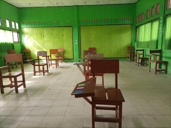 Persiapan Ruang Ujian Salah Satu Kunci Sukses Pelaksanaan PAS MTs Negeri 7 Batanghari