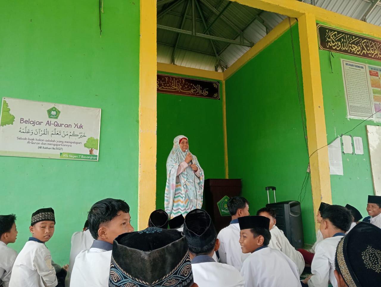 Majelis Guru Bergilir Berikan Siraman Rohani Kepada Para Siswa