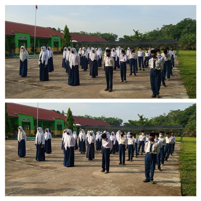 Sebelum Memasuki Ruang Ujian, Wakil Ketua Panitia PAS MTs Negeri 7 Batanghari Beri Pengarahan