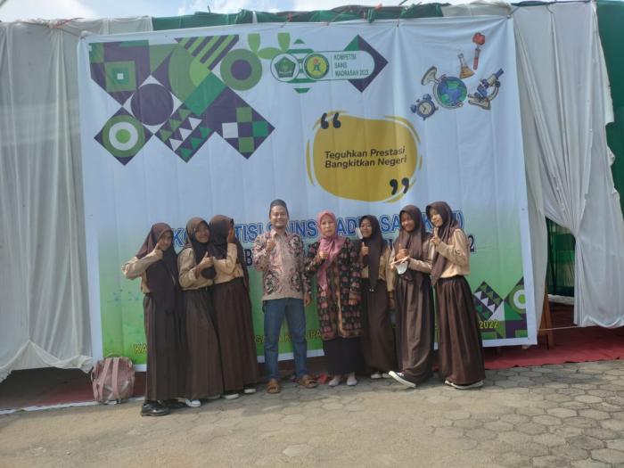 KSM Mapel IPA Tingkat Kabupaten Diikuti Siswi-Siswi MTs Negeri 7 Batang Hari