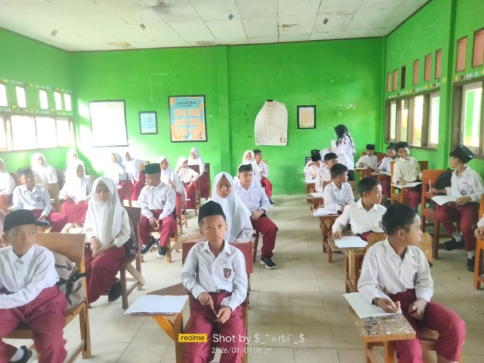 Tunjukkan Antusiasme Tinggi, Seluruh Calon Murid Hadir 100 Persen pada Tes Tertulis PMBM MTsNegeri 7 Batang Hari