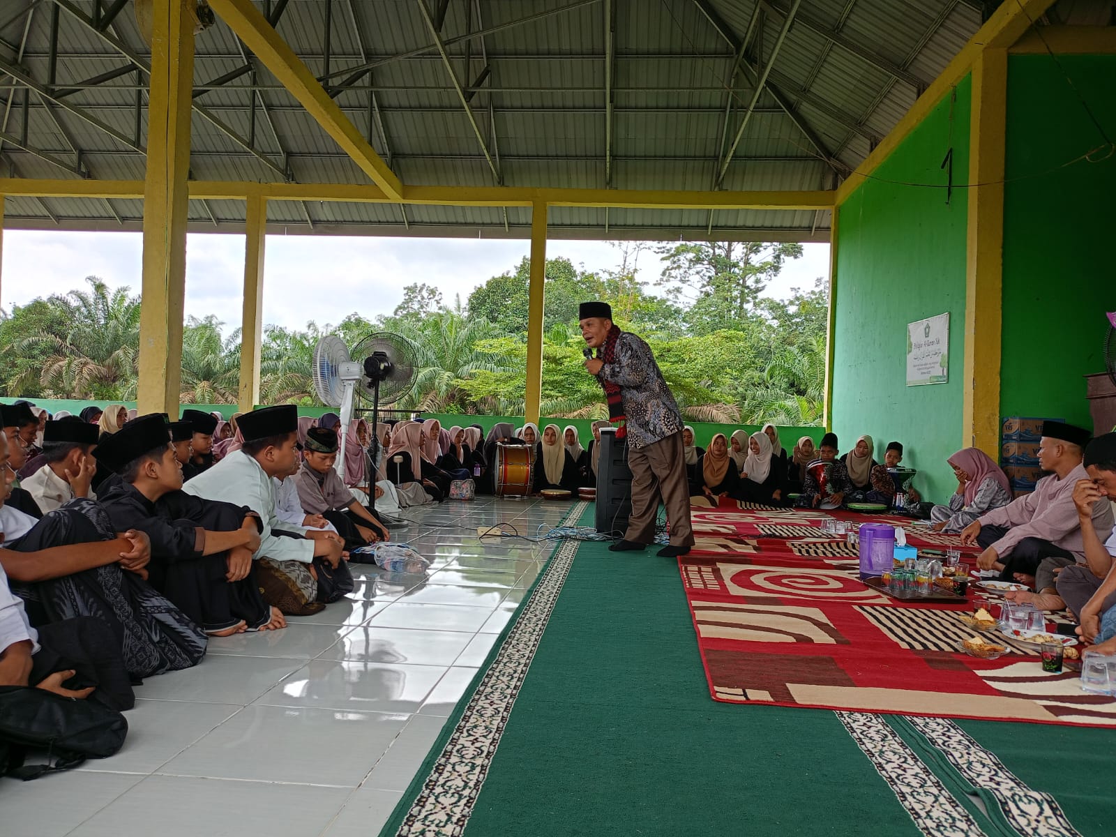Usung Judul Sholat Peringatan  Isra' Mi'raj