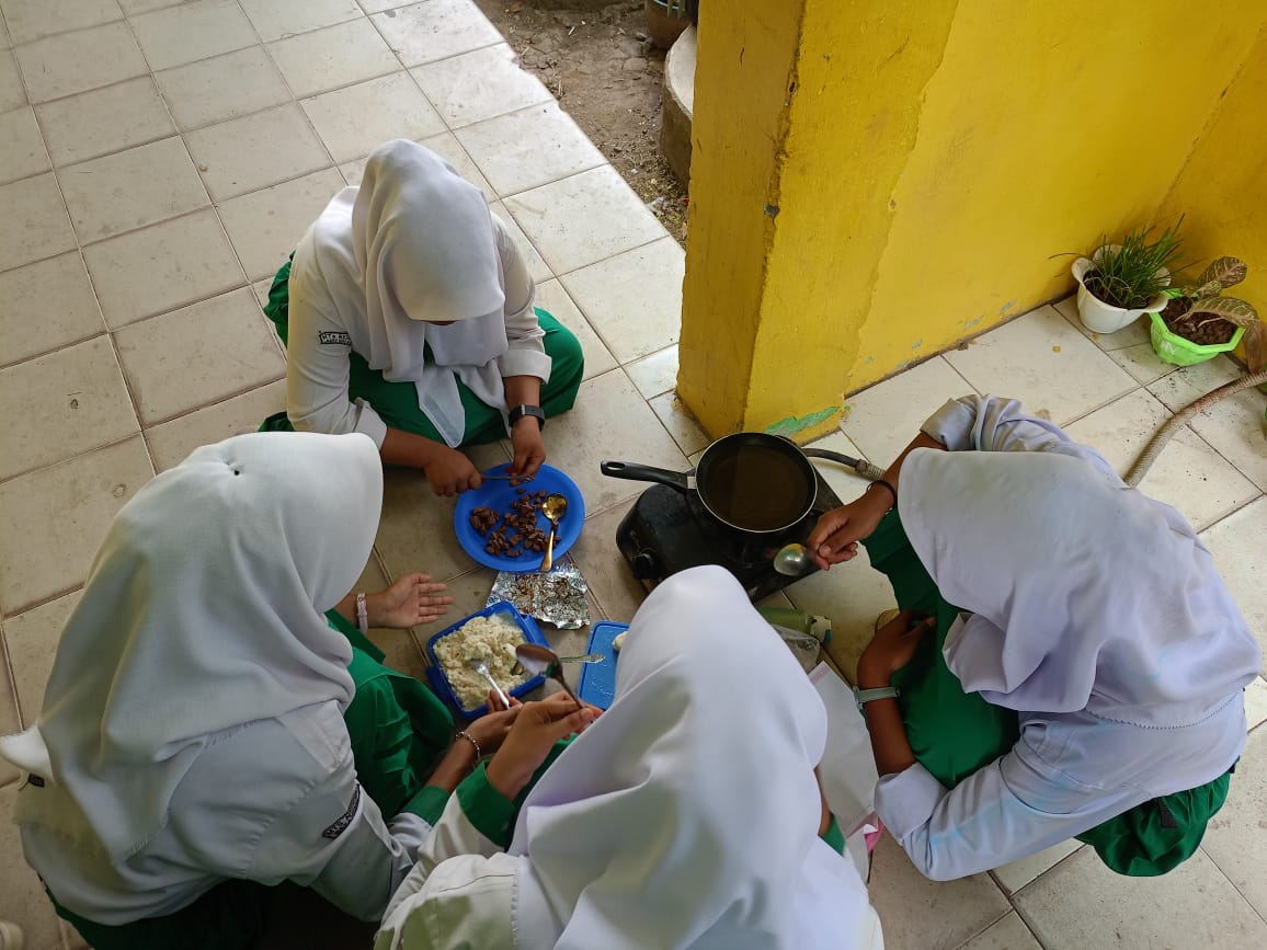 Keterampilan Memasak Pada Mata Pelajaran Mulok