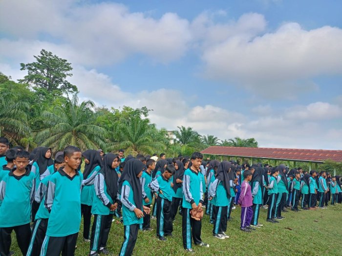 Kantin MTsNegeri 7 Batang Hari Dukung Kewirausahaan Siswa