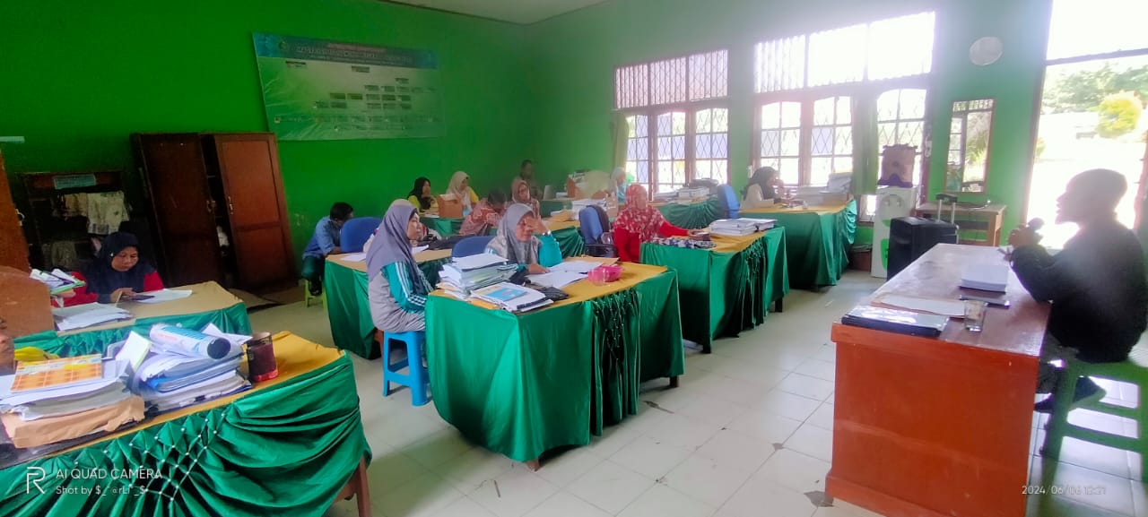 Rapat Pembentukan Panitia Pelaksana Classmeeting MTs Negeri 7 Batanghari 