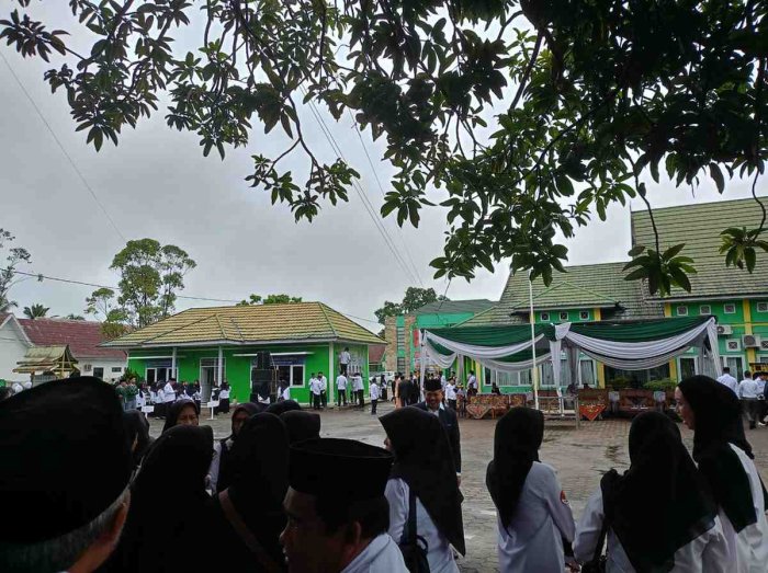 Upacara Hari Amal Bhakti Kementerian Agama Ke 80