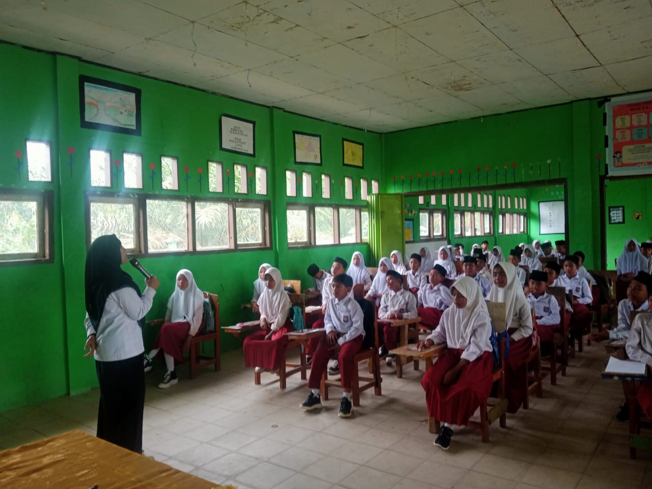 Halimah, S.Pd Ceritakan Madrasah Dari Masa Ke Masa